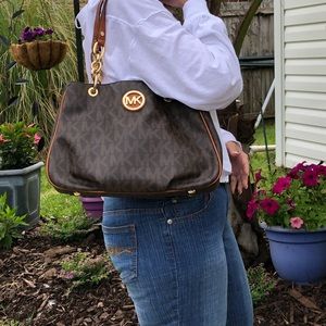 Michael Kors Fulton Chain Medium Tote